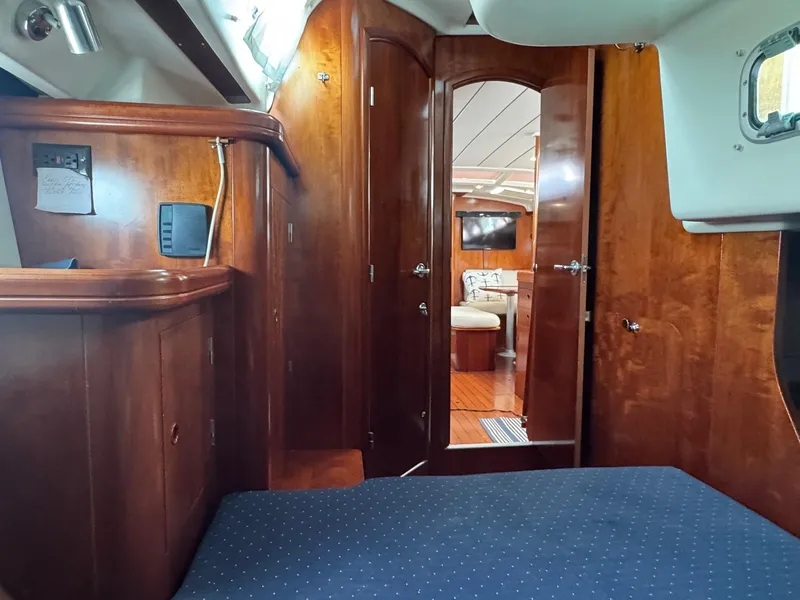 Slide: The Image of Beneteau 473 2005 - 51