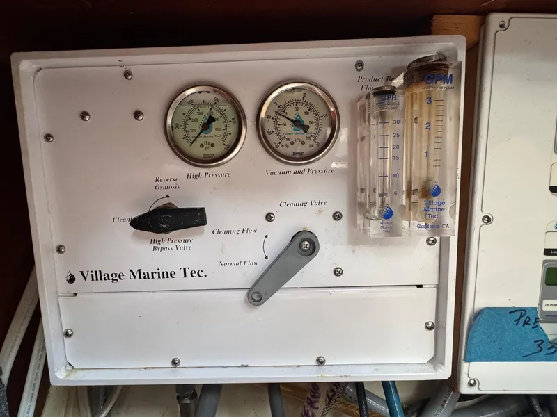 Slide: The Image of Beneteau 473 2005 - 57