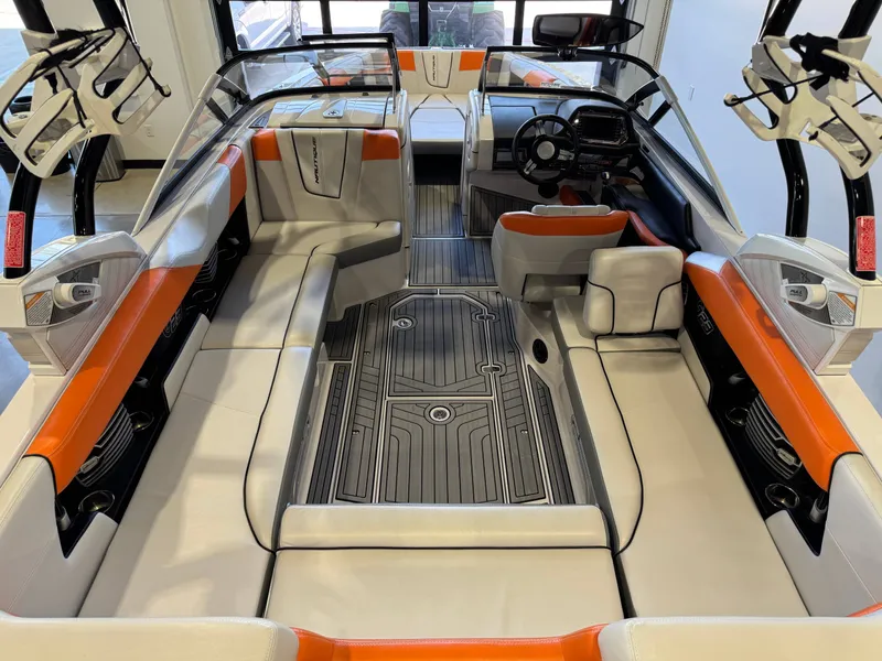 Slide: The Image of Nautique Super Air Nautique G23 2013 - 13