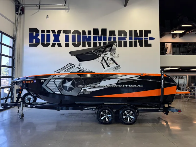 Slide: The Image of Nautique Super Air Nautique G23 2013 - 4