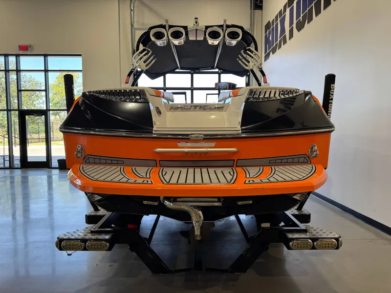 Slide: The Image of Nautique Super Air Nautique G23 2013 - 6