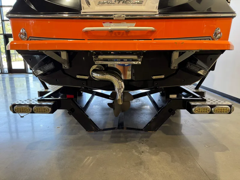 Slide: The Image of Nautique Super Air Nautique G23 2013 - 7