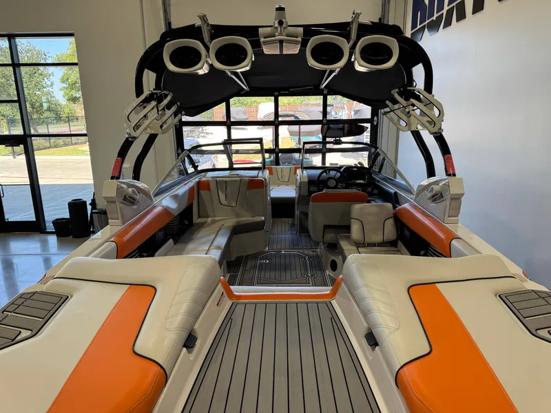 Slide: The Image of Nautique Super Air Nautique G23 2013 - 9