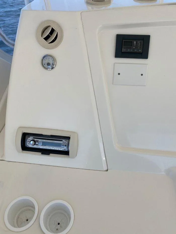 Slide: The Image of Silverton 50 Convertible - 20