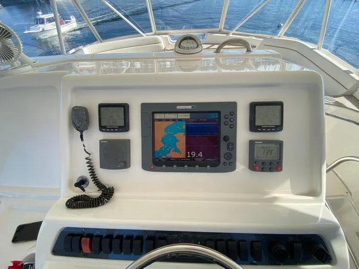 Slide: The Image of Silverton 50 Convertible - 24