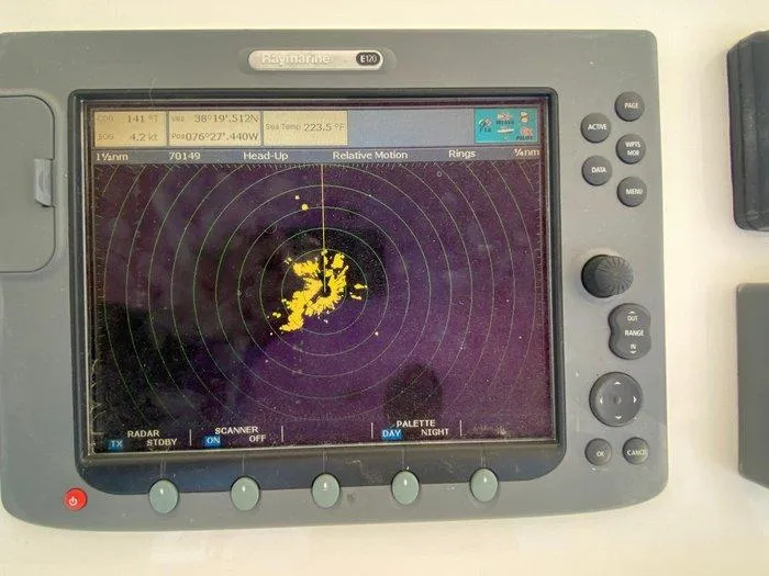 Slide: The Image of Silverton 50 Convertible - 25