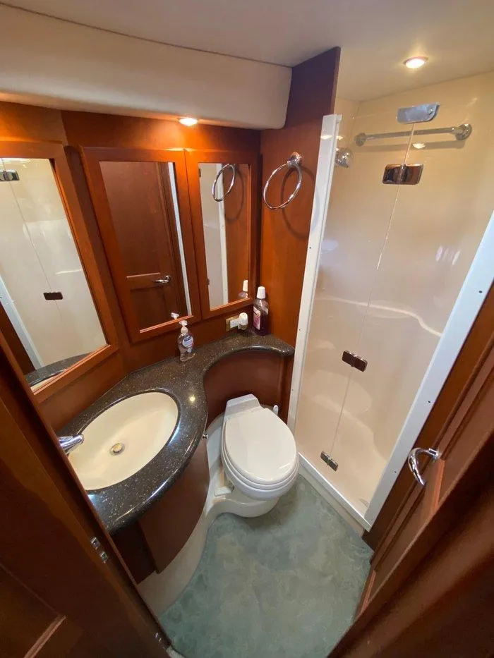 Slide: The Image of Silverton 50 Convertible - 39