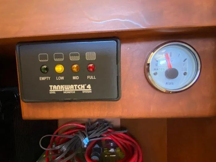 Slide: The Image of Silverton 50 Convertible - 54