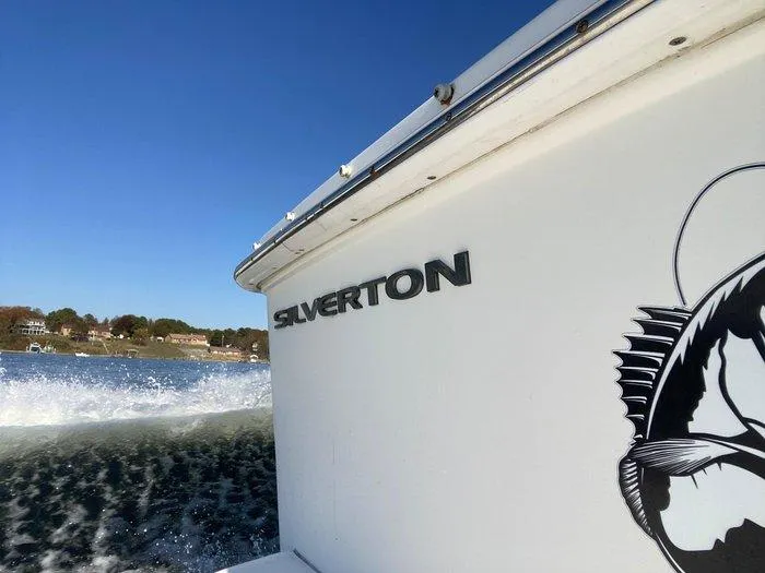 Slide: The Image of Silverton 50 Convertible - 65