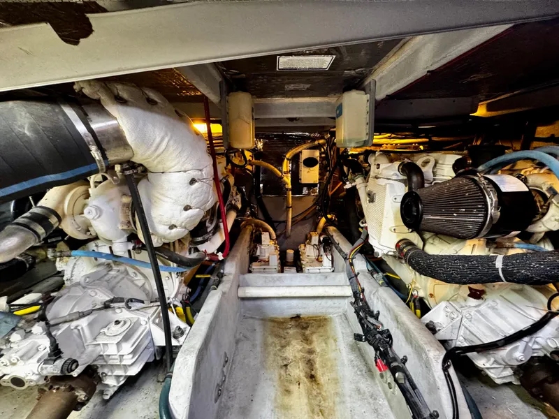 Slide: The Image of Engine room of a 2007 Meridian 411 Sedan, showcasing mechanical components and systems. - 20