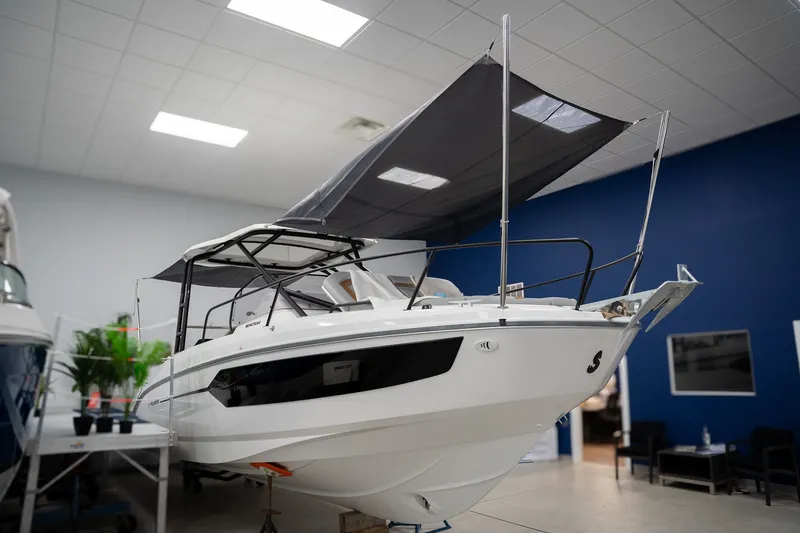 Slide: The Image of Beneteau Flyer 8 SUNdeckV2 2026 - 4