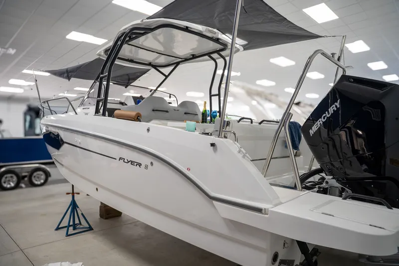Slide: The Image of Beneteau Flyer 8 SUNdeckV2 2026 - 7
