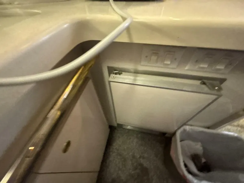 Slide: The Image of Sea Ray 500 Sundancer 1996 - 89