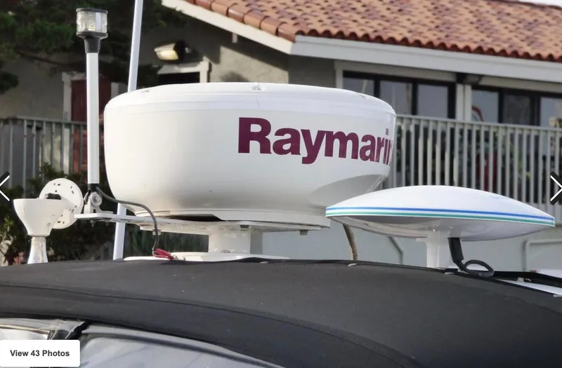 Slide: The Image of Radar equipment on a 2007 Sea Ray 340 boat, featuring Raymarine technology. - 8