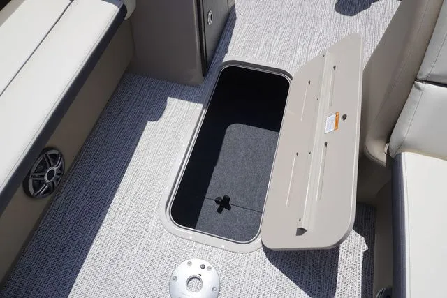 Slide: The Image of SunCatcher Select 324RC 2025 - 10