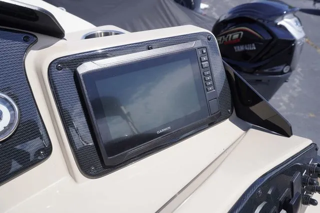 Slide: The Image of SunCatcher Select 324RC 2025 - 15