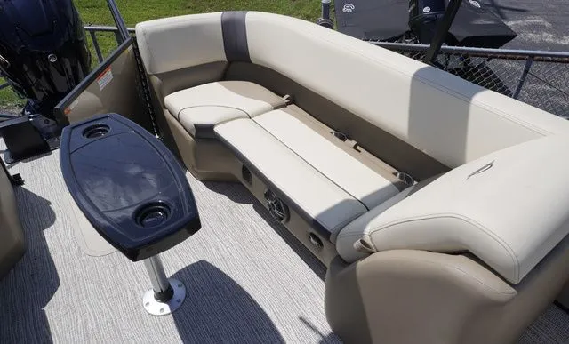 Slide: The Image of SunCatcher Select 324RC 2025 - 19