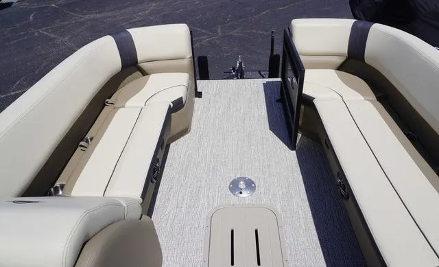 Slide: The Image of SunCatcher Select 324RC 2025 - 4