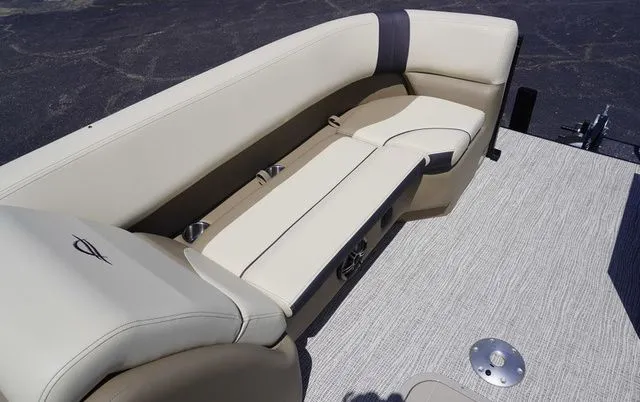 Slide: The Image of SunCatcher Select 324RC 2025 - 5