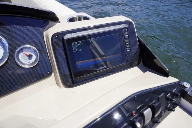 Slide: The Image of SunCatcher Select 324SS 2025 - 15