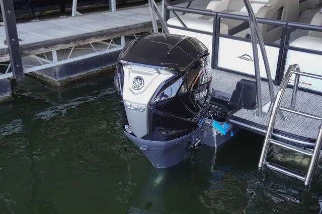 Slide: The Image of SunCatcher Select 324SS 2025 - 27