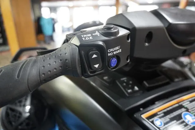 Slide: The Image of Yamaha FX SVHO 2025 - 9