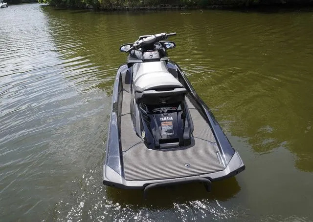 Slide: The Image of Yamaha FX CR 2017 - 4