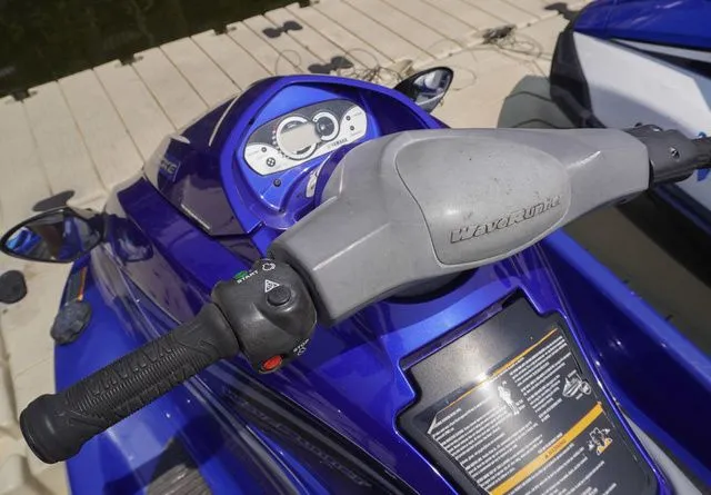 Slide: The Image of Yamaha WaveRunner VX 2008 - 6