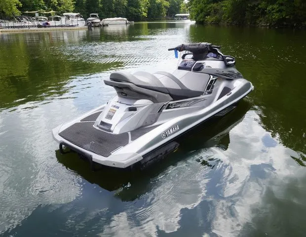 Slide: The Image of Yamaha FX CR 2012 - 6