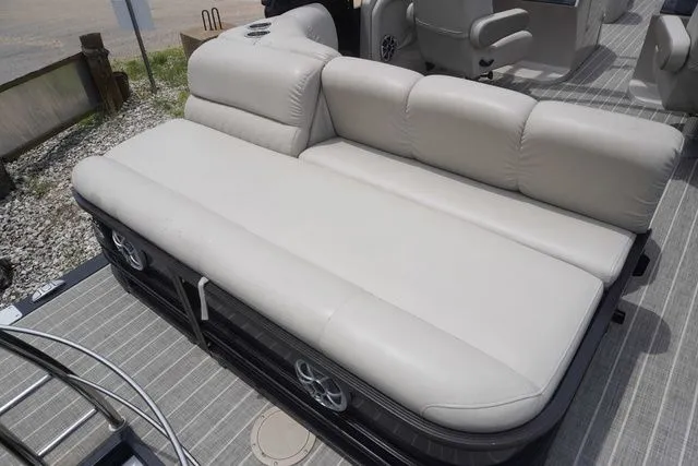 Slide: The Image of Harris Solstice DC 250 2017 - 14