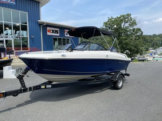 Slide: The Image of Bayliner VR4 Bowrider OB 2025 - 2