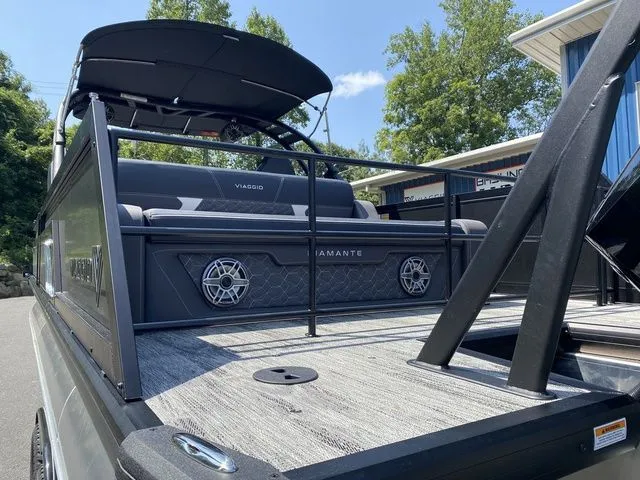 Slide: The Image of Viaggio Diamante 24S 2025 - 24