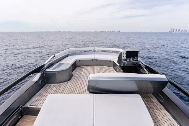 Slide: The Image of Riva 76' Perseo Super 2024 - 165