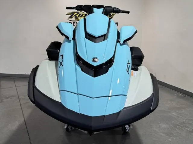 Slide: The Image of Yamaha FX Cruiser HO 2025 - 3