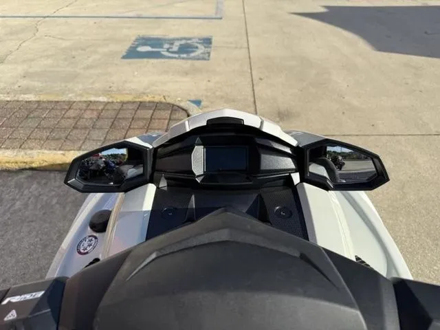 Slide: The Image of Yamaha VX1900B-BB 2025 - 13