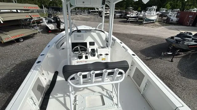 Slide: The Image of Sea Pro 222 Center Console 2025 - 10
