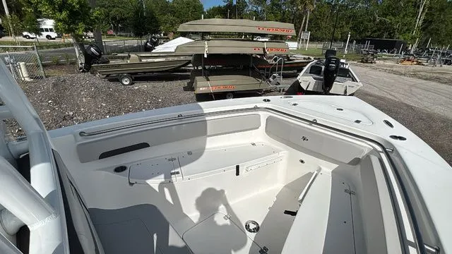 Slide: The Image of Sea Pro 222 Center Console 2025 - 20