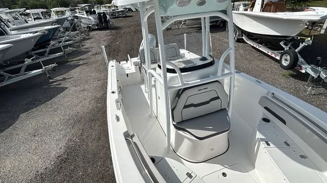 Slide: The Image of Sea Pro 222 Center Console 2025 - 24