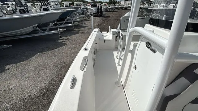 Slide: The Image of Sea Pro 222 Center Console 2025 - 26