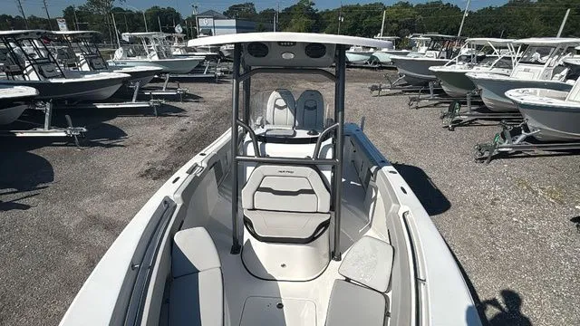 Slide: The Image of Sea Pro 222 Center Console 2025 - 15