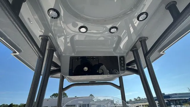 Slide: The Image of Sea Pro 222 Center Console 2025 - 23