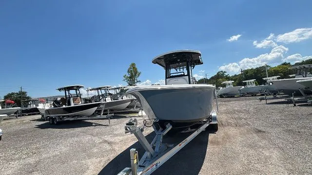 Slide: The Image of Sea Pro 242 CC 2025 - 14