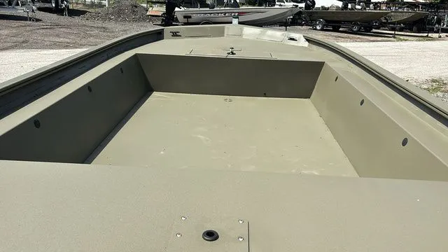 Slide: The Image of Tracker 1754 JON 2025 - 17