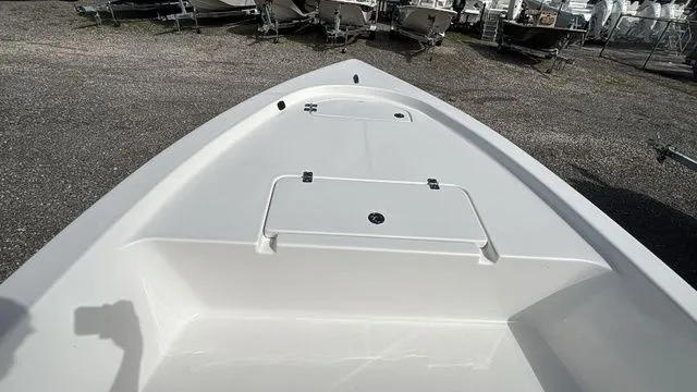 Slide: The Image of Sea Pro 172 Bay 2025 - 12