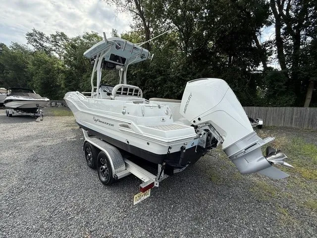 Slide: The Image of Finseeker 230FS 2022 - 6