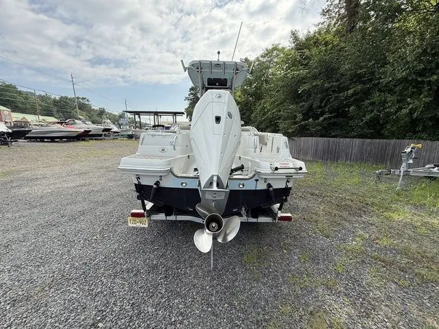 Slide: The Image of Finseeker 230FS 2022 - 7