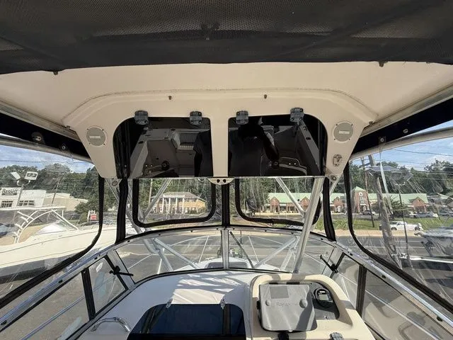 Slide: The Image of Grady-White Voyager 248 2001 - 12