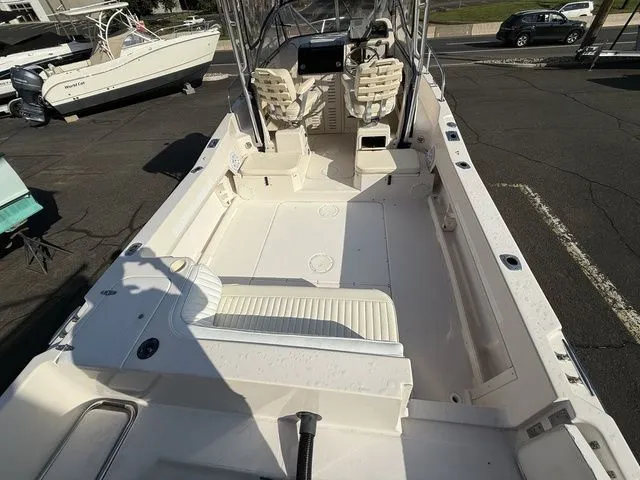 Slide: The Image of Grady-White Voyager 248 2001 - 8