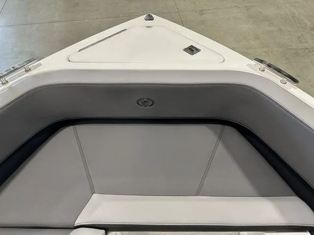 Slide: The Image of Cobalt R8 Surf 2024 - 23