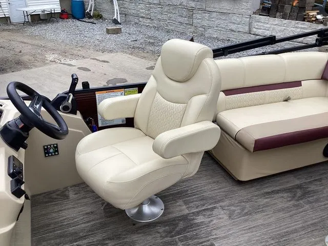 Slide: The Image of Godfrey SW2186SB 2020 - 19